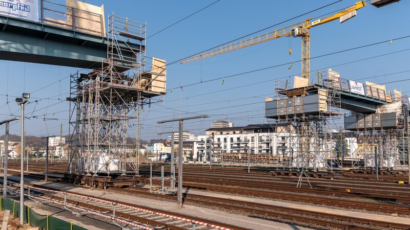 Die neue Geh- und Radwegbrücke soll künftig die Stadtteile Rauental und Goldgrube verbinden. Was jetzt noch fehlt, ist ein Name, dafür startet die Stadt Koblenz einen Namenswettbewerb, bei de