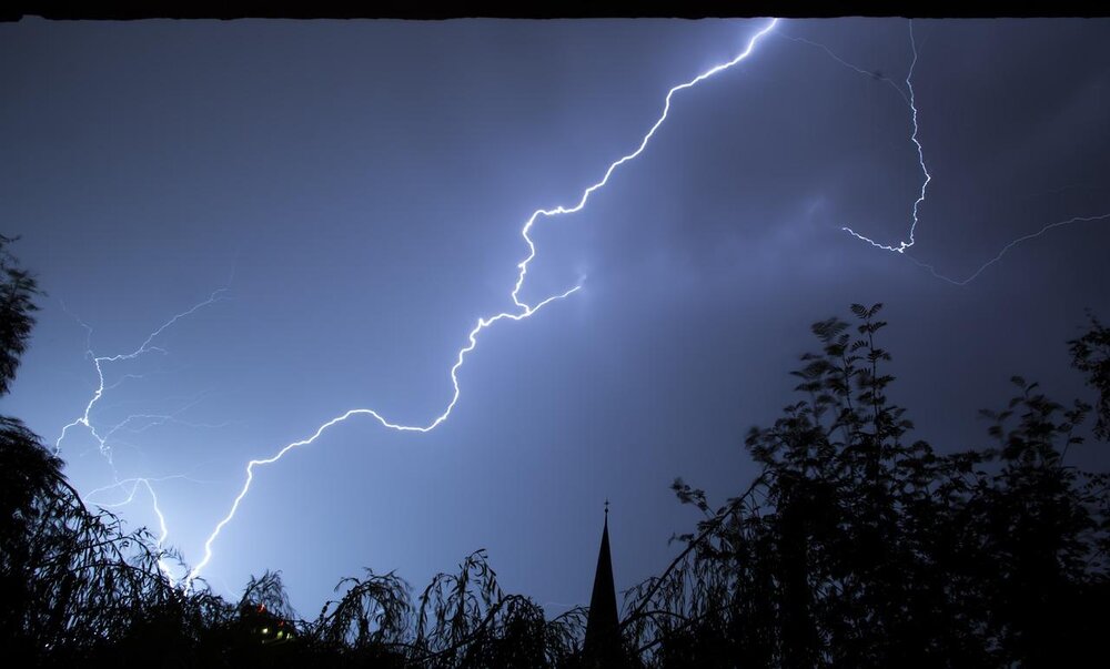 Blitz, Gewitter, Donner Blitz, Gewitter, Donner