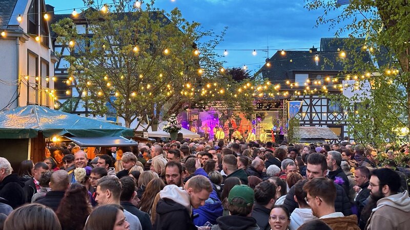Das Blütenfest 2024 in Güls war gut besucht.