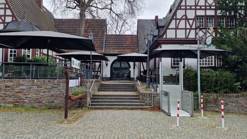 Schließt nach 100 Jahren: Das Koblenzer Weindorf
