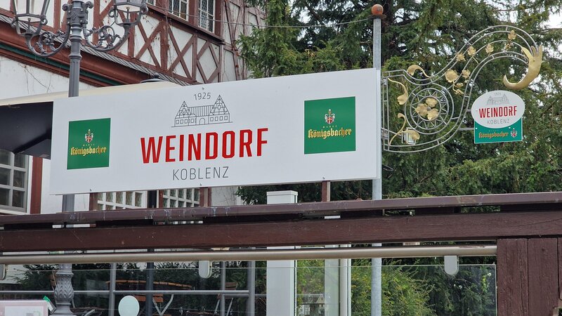 Steht vor einer noch ungewissen Zukunft: Das Koblenzer Weindorf