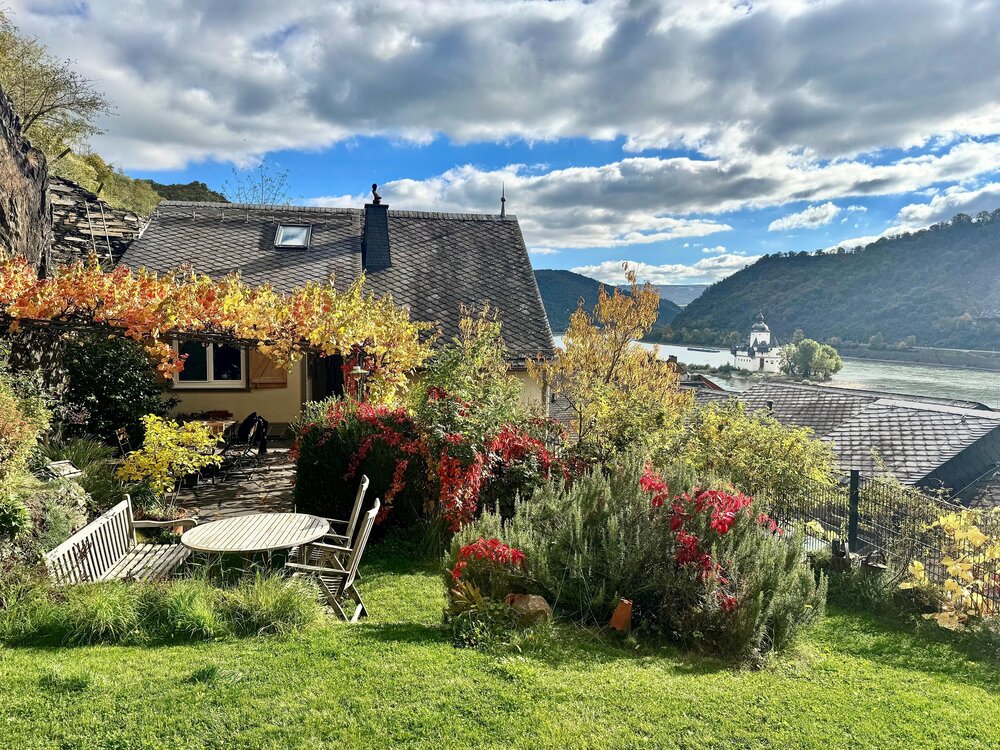 Wird für eine weltweite Airbnb-Kampagne beworben: Das Ferienhaus „Schwalbennest“ in Kaub. Wird für eine weltweite Airbnb-Kampagne beworben: Das Ferienhaus „Schwalbennest“ in Kaub.