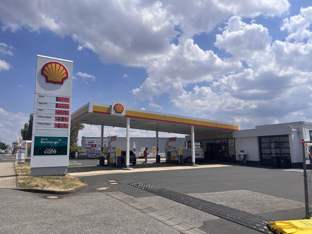 Auch an einer Shell-Tankstelle im Landkreis Mayen-Koblenz ist das Ende des bundesweiten Tankrabatts spürbar. Auch an einer Shell-Tankstelle im Landkreis Mayen-Koblenz ist das Ende des bundesweiten Tankrabatts spürbar.
