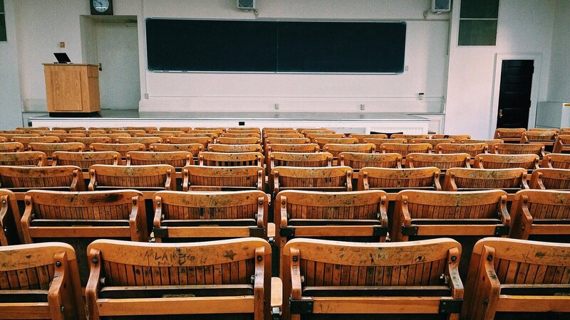 Was tun, wenn das Studium ins Stocken gerät? Die Arbeitsagentur berät.