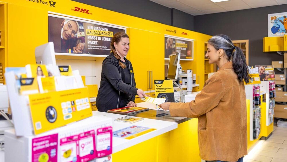 Eine Deutsche Post Filiale (Symbolbild). Eine Deutsche Post Filiale (Symbolbild).