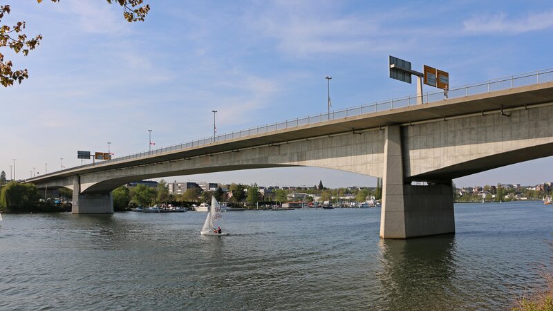 Kurt-Schumacher-Brücke Koblenz.