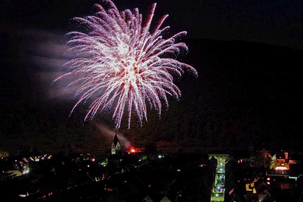 Das Feuerwerk am Moselfest Winningen. Das Feuerwerk am Moselfest Winningen.