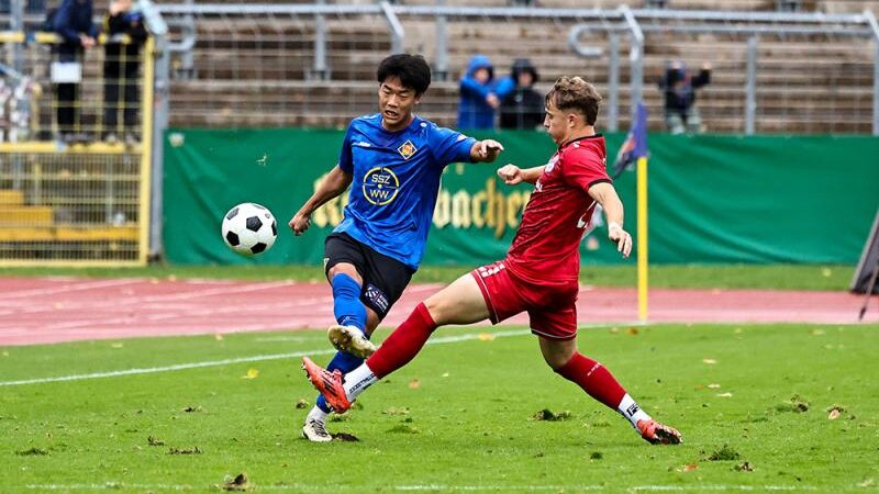Fehlt der TuS Koblenz für mehrere Monate: Mittelfeldspieler Tomoya Kurogi (links)