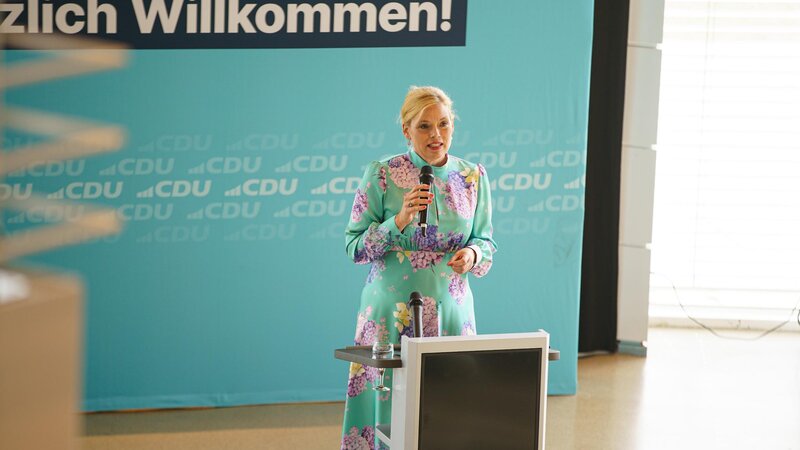 Julia Klöckner spricht auf dem CDU-Sommerempfang in Koblenz.