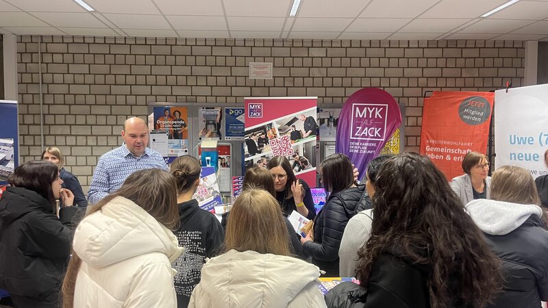 Großer Andrang bei der Ausbildungsmesse GO in Andernach