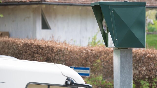 Blitzer (Symbolbild) Bitte lächeln: An diesen Orten wird in Koblenz mobil geblitzt