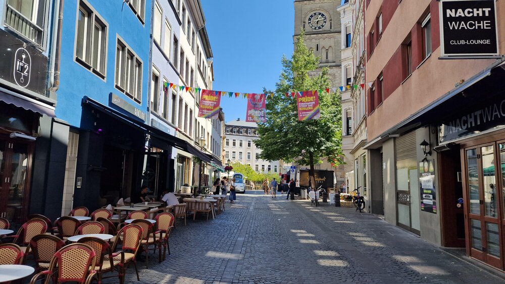 Die Pride Week wirft in der Innenstadt ihre Schatten voraus. Die Pride Week wirft in der Innenstadt ihre Schatten voraus.