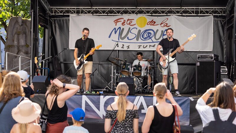 Die Fête de la Musique lädt dazu ein, den längsten Tag des Jahres gemeinsam zu feiern, neue Klänge zu entdecken und die Stadt auf besondere Weise zu erleben.