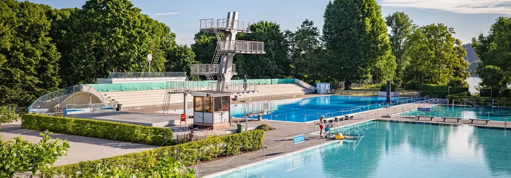 Das Freibad Oberwerth in Koblenz soll bis 2030 von Grund auf saniert werden. Das Freibad Oberwerth in Koblenz soll bis 2030 von Grund auf saniert werden.