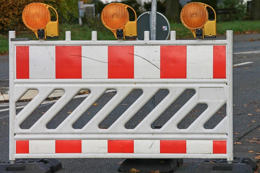 Vollsperrung, Symbolfoto Vollsperrung, Symbolfoto