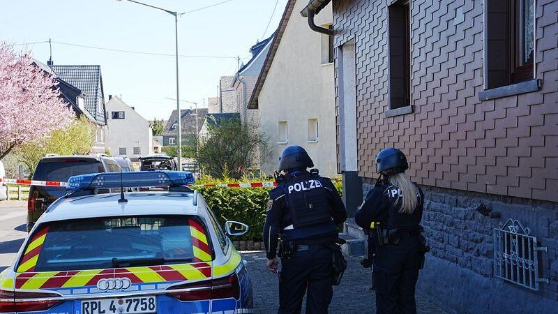 Der Tatverdächtige ist laut Staatsanwaltschaft vorbestraft.