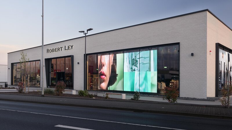 Außenansicht des Robert Ley-Store in Mülheim Kärlich