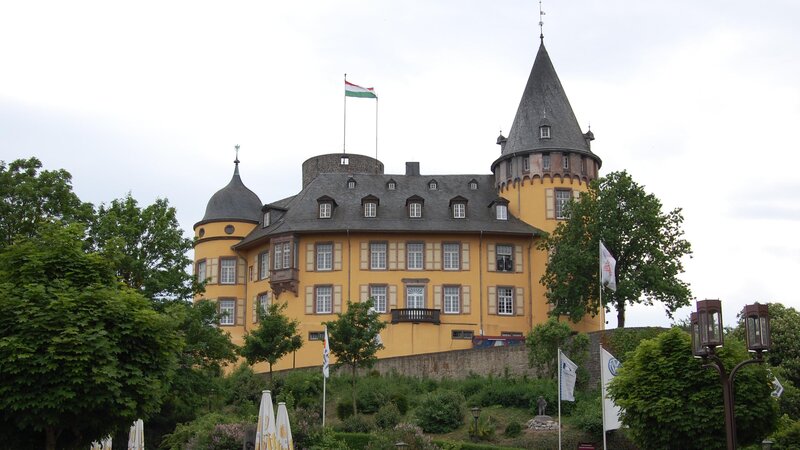 Genovevaburg, Ansicht von Nordosten