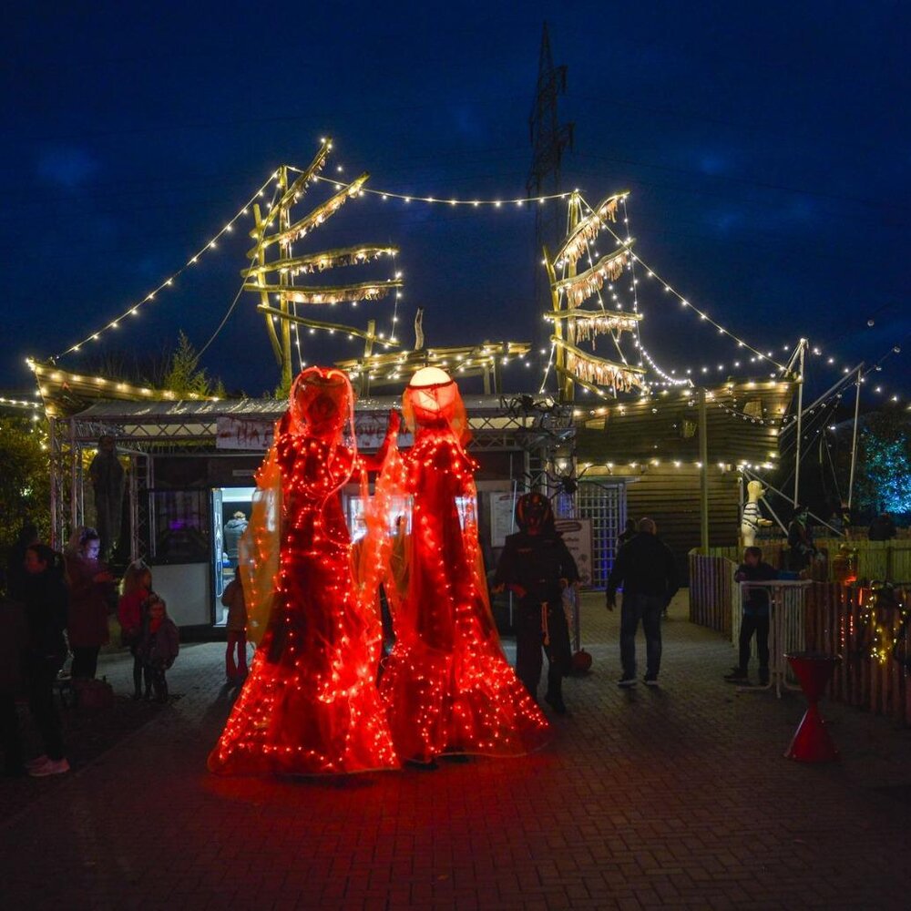 Eine große Halloweenparty für die ganze Familie steigt am Freitag von 16 bis 23 Uhr im Tolli-Park