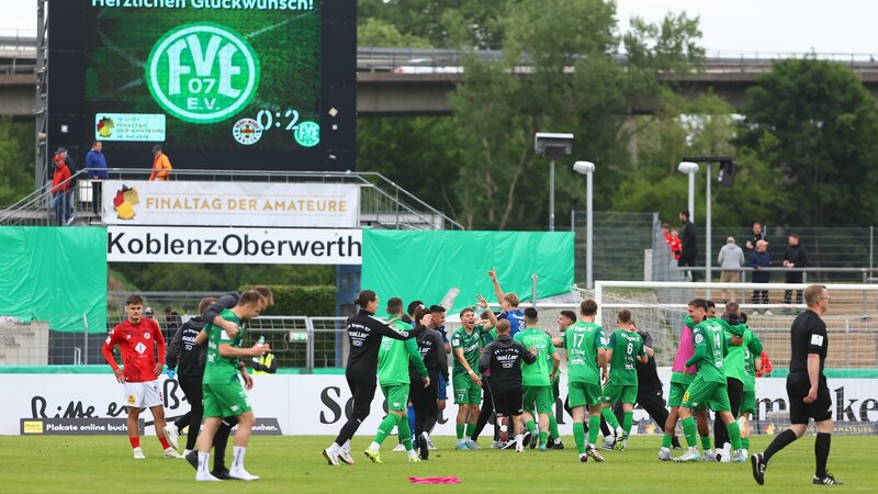 So bejubelte der FV Engers im Mai seinen dritten Gewinn des Fußball-Rheinlandpokals. Nun wird der Nachfolger gesucht.