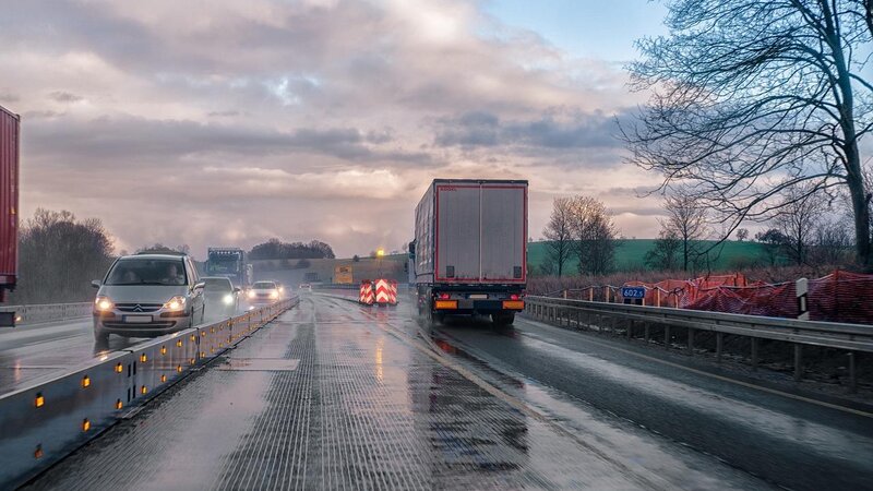 Symbolbild Straßenbaustelle