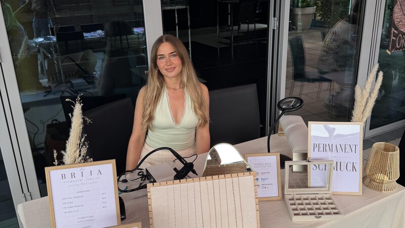 Anna Lopez (28), Inhaberin von BRIJA, hat sich im Juni mit ihrem Permanentschmuck selbstständig gemacht.