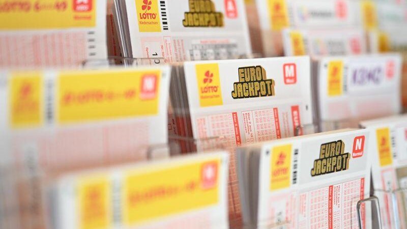 72 Lottogewinne lagen 2025 bei über 100.000 Euro.