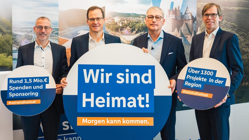 Der Vorstand der VR Bank RheinAhrEifel e.G.: Matthias Herfurth, Markus Müller (stellv. Vorstandsvorsitzender), Sascha Monschauer (Vorstandsvorsitzender) und Michael C. Kuch.