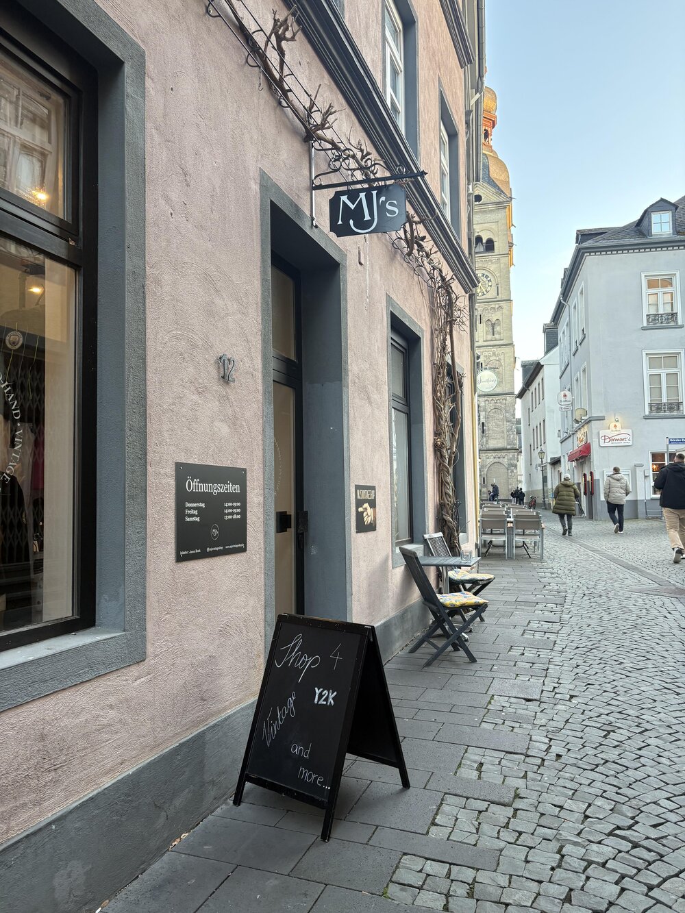 MJ´s Vintageshop besteht seit mehr als zwei Jahren in der Koblenzer Altstadt.