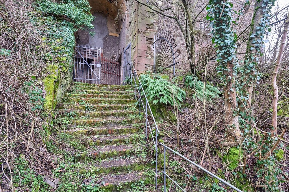 Die Leiche der damals 24-jährigen Amy Lopez wurde an einer Art «Lost Place» unterhalb der Festung Ehrenbreitstein entdeckt. (Archivbild) Die Leiche der damals 24-jährigen Amy Lopez wurde an einer Art «Lost Place» unterhalb der Festung Ehrenbreitstein entdeckt. (Archivbild)