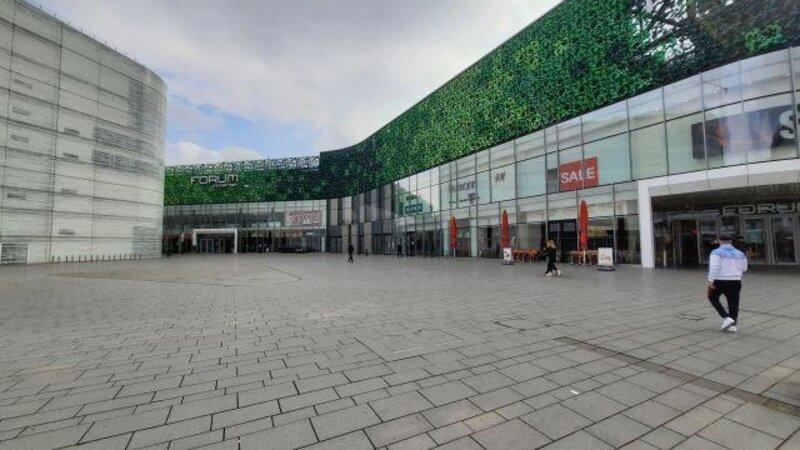 An einem Verkaufsstand im Koblenzer Forum fand ein Diebstahl statt.