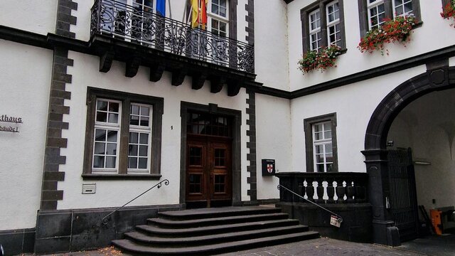 Unbekannte mit dreistem Einbruchsversuch in Koblenzer Rathaus