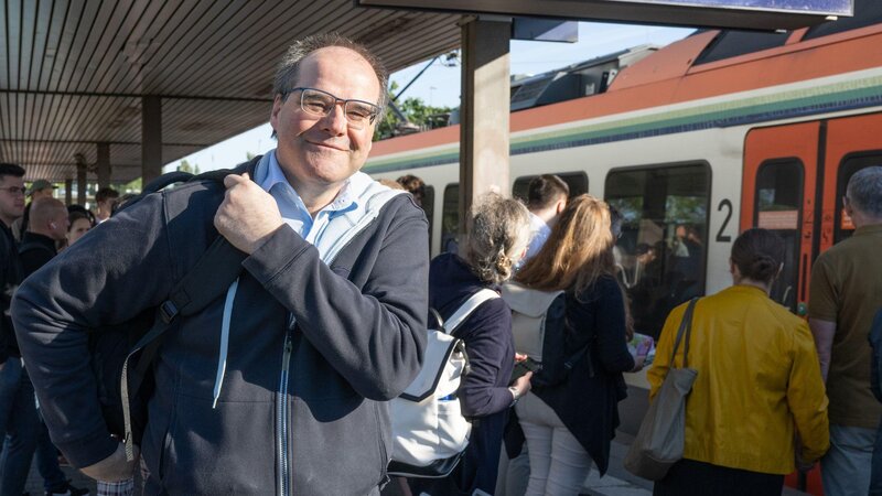 Francos Arbeitsweg ist durch die Einschränkungen im Bahnverkehr deutlich länger.