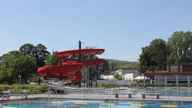 Das Freibad Oberwerth in Koblenz. Rauchverbot im Freibad: Diese Regeln gelten in Koblenz und Umgebung