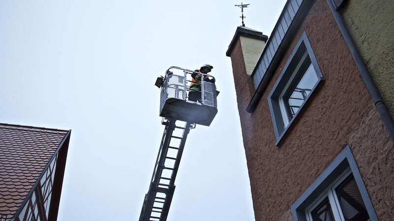 Eine Drehleiter der Feuerwehr, Symbolbild.
