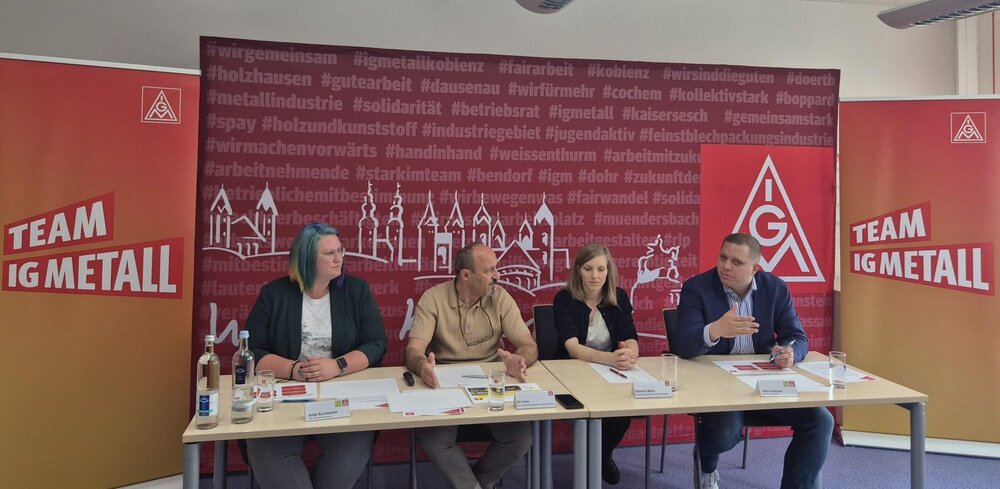 Pressekonferenz bei der IG Metall Koblenz