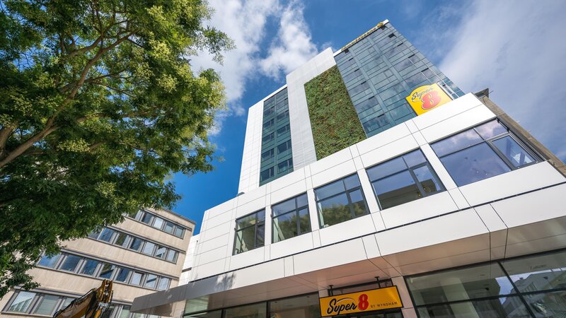 Das Super 8 Hotel in Koblenz wird von Premier Inn übernommen.