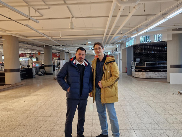 Alexander Bambuch, Hausleiter der Kaufland-Filiale in Mülheim-Kärlich (links) und Markus Pruys, Kaufland-Immobilienentwicklung Expansion (rechts).
