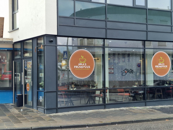 Am 19. Dezember 2025 hat in Koblenz-Lützel „Abla's Frühstück“ eröffnet.