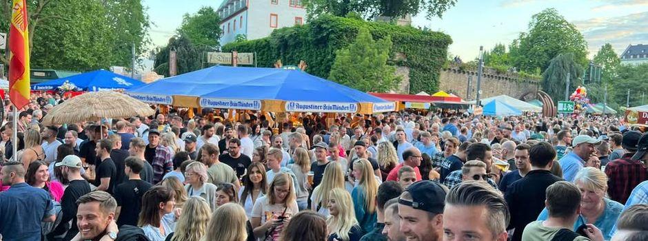 Am zweiten Juni-Wochenende findet die 12. Koblenzer Bierbörse statt. Am zweiten Juni-Wochenende findet die 12. Koblenzer Bierbörse statt.