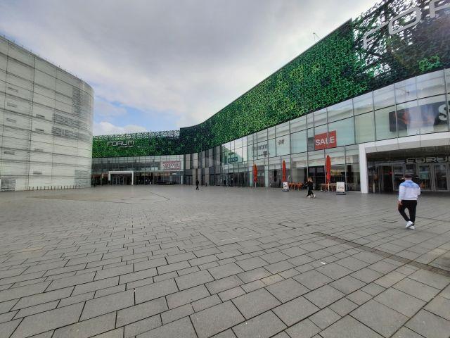 An einem Verkaufsstand im Koblenzer Forum fand ein Diebstahl statt. An einem Verkaufsstand im Koblenzer Forum fand ein Diebstahl statt.