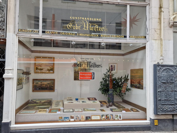 Auch bei der Kunsthandlung Gebrüder Meister läuft seit längerer Zeit ein Räumungsverkauf.