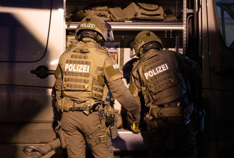 Auch Spezialeinheiten der Polizei waren im Einsatz. (Symbolbild)
