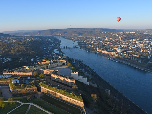 Ballonfahrt über die Festung Ehrenbreitstein.