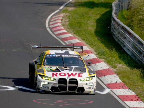 BMW-Rowe siegte bei den turbulenten Motorsport-Klassiker.