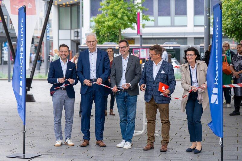 David Langer, Oberbürgermeister der Stadt Koblenz, Professor Dr. Karl Stoffel, Präsident der Hochschule Koblenz, Professor Dipl.-Ing. Nikolai Kugel, Initiator des Projekts, Matthias Nester, V