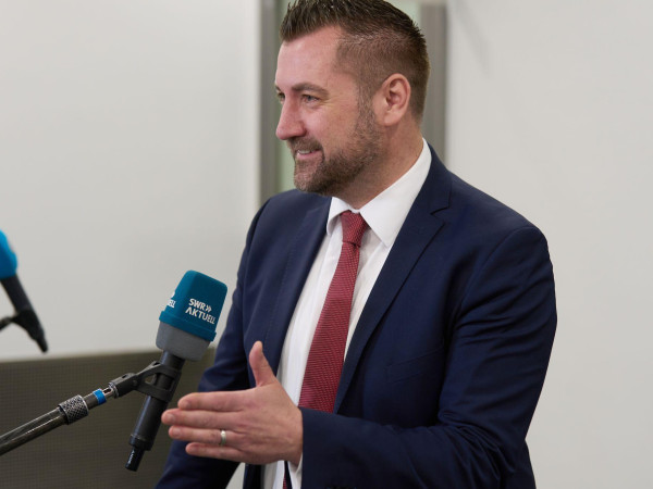 Der Chef der Staatskanzlei Fedor Rose begrüßte das Urteil.