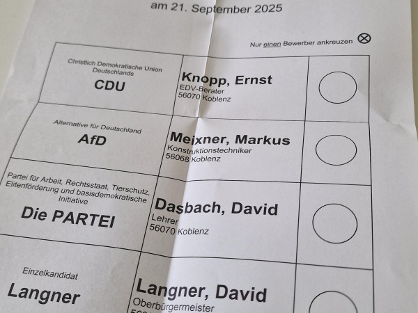 Der Stimmzettel zur Oberbürgermeisterwahl 2025 in Koblenz.