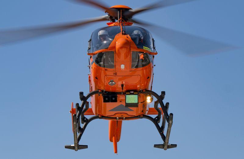 Der Verletzte wurde mit einem Rettungshubschrauber in ein Krankenhaus geflogen. (Symbolbild)
