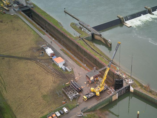 Die beschädigte Schleuse bei Treis-Karden ist repariert.